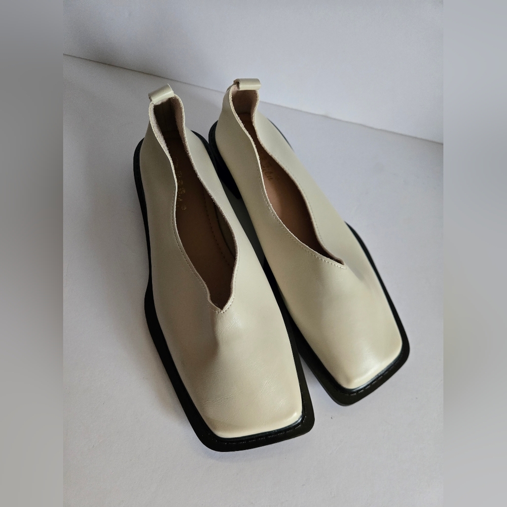 Square Toe Flats - Picture 2 of 8